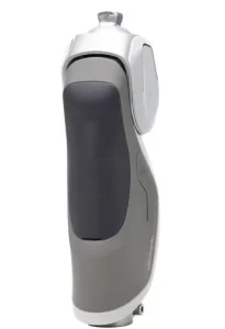 Une photo de prothèse pour faire une articulation au niveau de l'emplacement du genou. Elle est de couleur grise et en métal. 